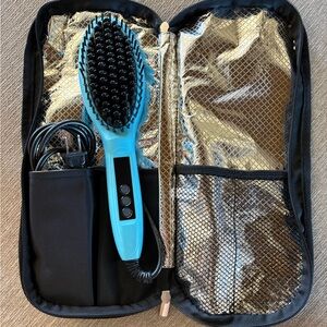 Illustra beauty brush hair straightener